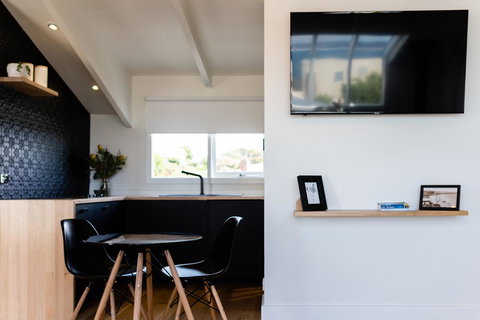 Litora Accommodation - Events Australia 11