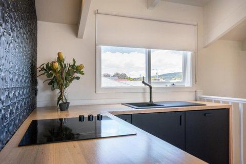 Litora Accommodation - Events Australia 9