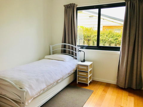 Omaroo House - Panoramic Water Views - Events Australia 28