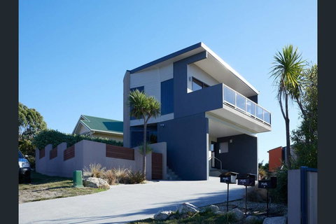 Bicheno Views On Douglas - Accommodation Europe 0