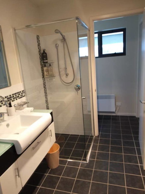 Bicheno Views On Douglas - Accommodation Europe 25