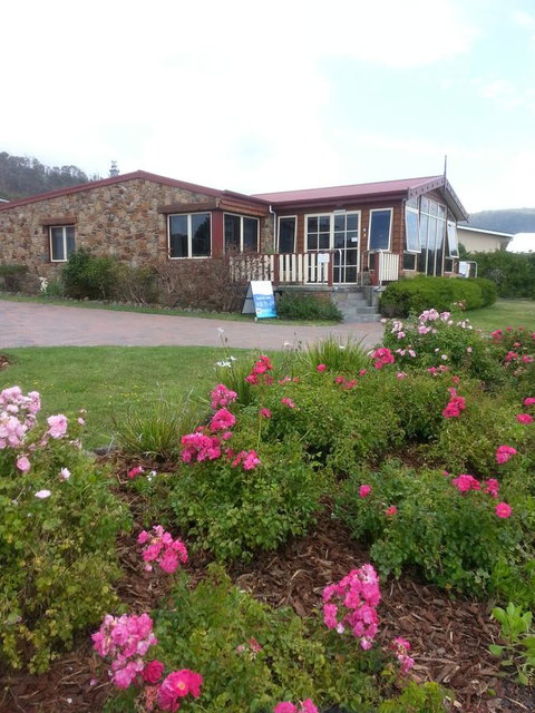 Tidelines Of Bicheno - Events Australia 8