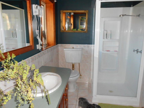 Tidelines Of Bicheno - Events Australia 28