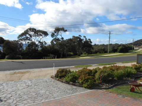 Tidelines Of Bicheno - Events Australia 34