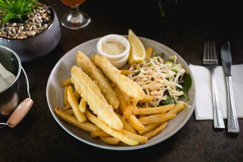 Shoreline Hotel - Accommodation Europe 7