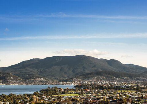 Shoreline Hotel - Accommodation Europe 15