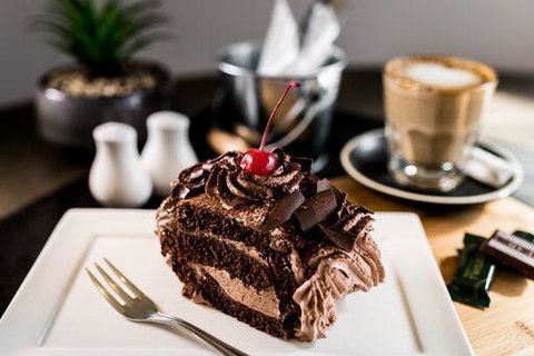 Shoreline Hotel - Accommodation Europe 8