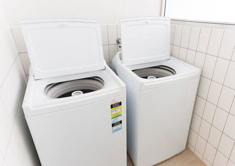 Shoreline Hotel - Accommodation Europe 28