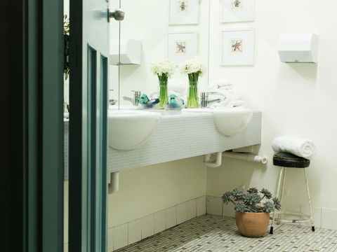 Alabama Hotel Hobart - Events Australia 41