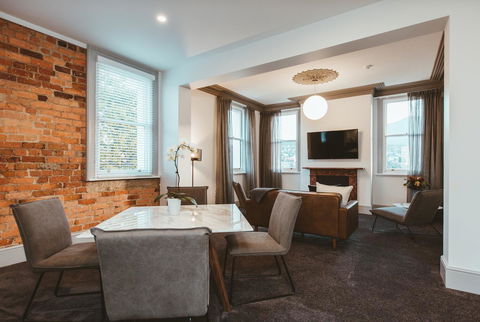Maylands Lodge - Accommodation Europe 11