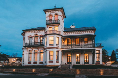 Maylands Lodge - Accommodation Europe 1