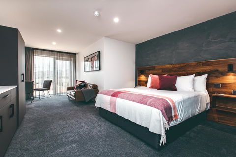 Maylands Lodge - Accommodation Europe 37