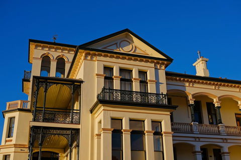 Maylands Lodge - Accommodation Europe 24