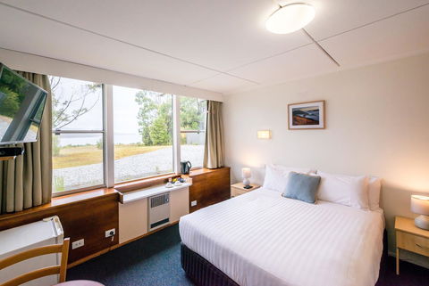 Pedder Wilderness Lodge - Tourism Bookings 2