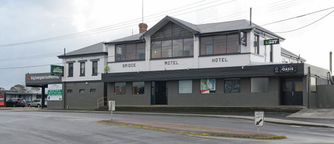 Bridge Hotel - Tourism Bookings 0