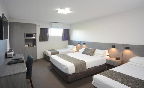 Bridge Hotel - Tourism Bookings 1