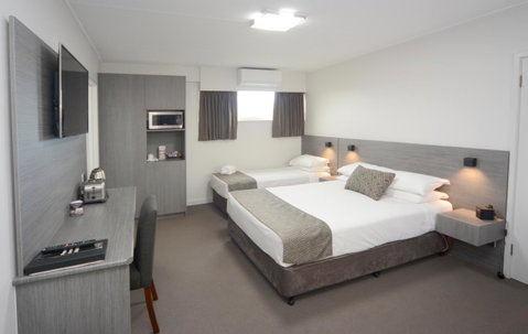 Bridge Hotel - Tourism Bookings 6