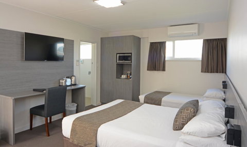 Bridge Hotel - Tourism Bookings 3