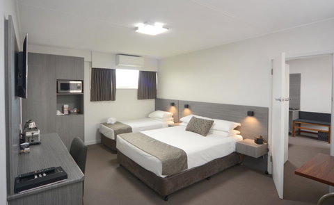Bridge Hotel - Tourism Bookings 2