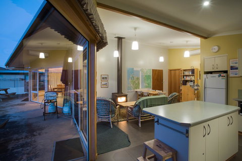 Arthur Riverfront And Sea Lodge Downstream - Events Australia 8