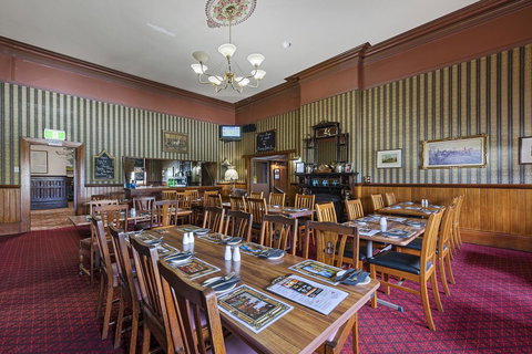 Empire Hotel Queenstown - Events Australia 13