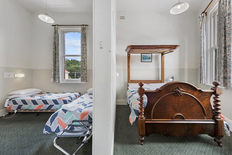 Empire Hotel Queenstown - Events Australia 11