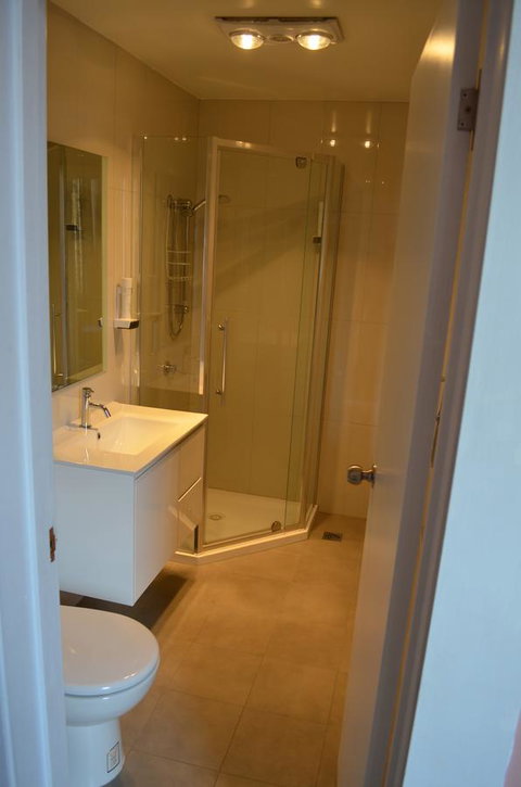 Empire Hotel Queenstown - Events Australia 5