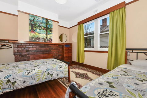 Cimitiere By The Park - Events Australia 4