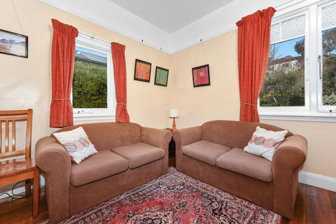 Cimitiere By The Park - Events Australia 8