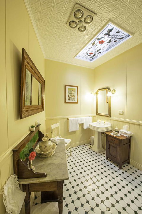 Touchwood Cottages - Accommodation Europe 36