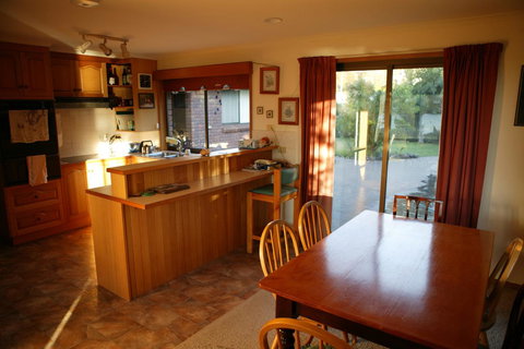 Prosser Retreat Orford - Events Australia 4