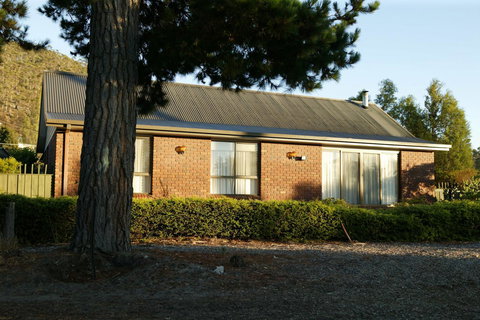 Prosser Retreat Orford - Events Australia 9