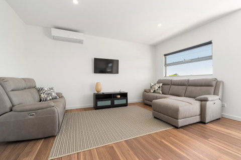 Rosewater Townhouses Dromana - Events Australia 25