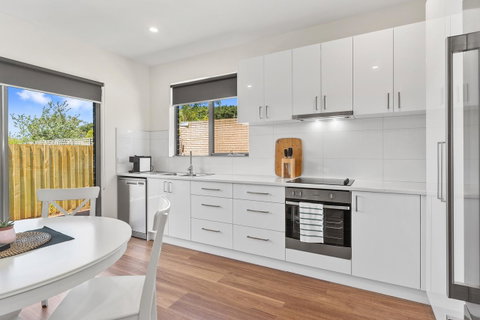 Rosewater Townhouses Dromana - Events Australia 8