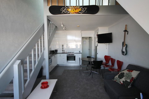 Arlberg Hotham - Accommodation Europe 21