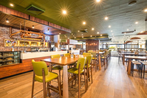 Nightcap At Sandringham Hotel - Tourism Bookings 5