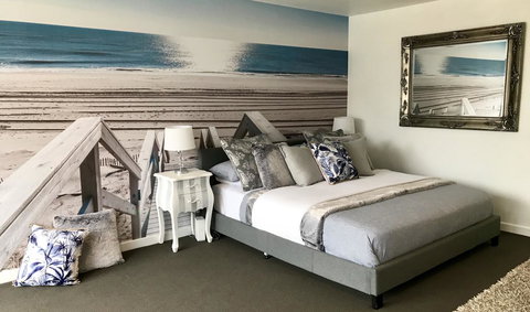 Lorne World - Events Australia 12