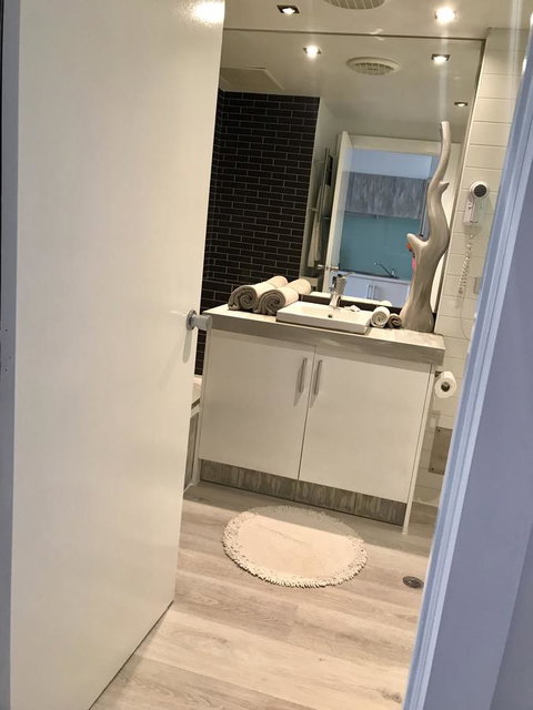 Lorne World - Events Australia 6