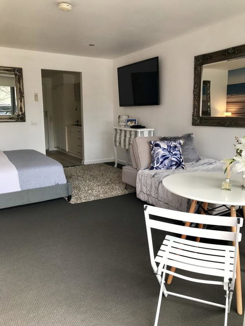 Lorne World - Events Australia 5