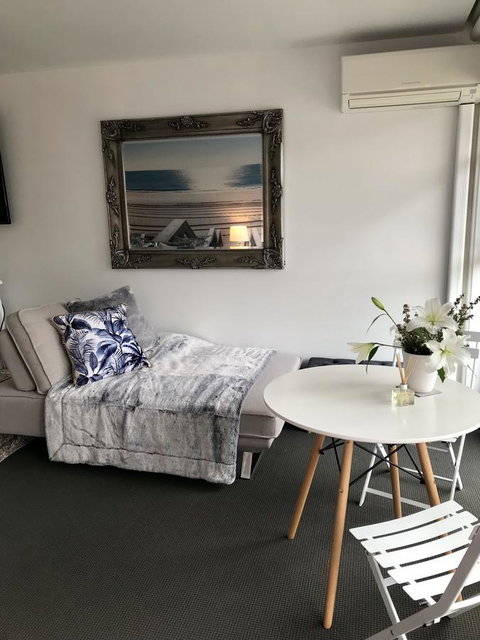 Lorne World - Events Australia 8