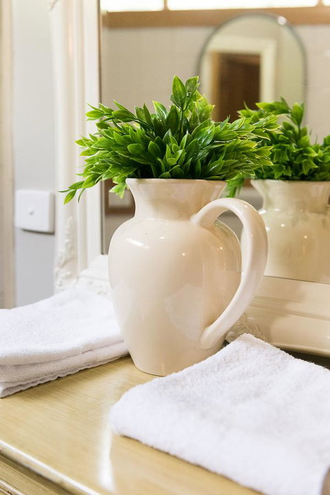 Avalon House - Accommodation Europe 34