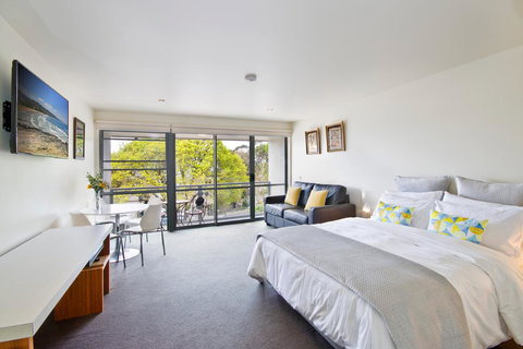 Lorne Bay View Motel - Events Australia 26
