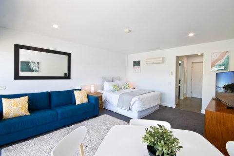 Lorne Bay View Motel - Events Australia 36