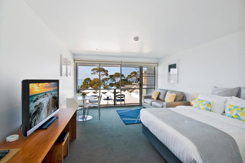 Lorne Bay View Motel - Events Australia 13