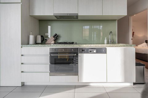 2Bedroom Apartment With Views In Docklands Next To CBD & Marvel Stadium - Tourism Bookings 6