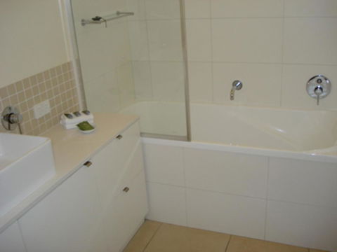 The Victoria Apartments - Tourism Bookings 26