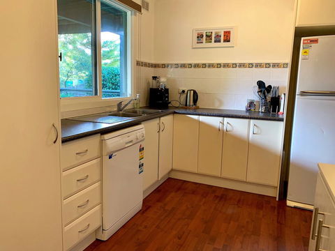Island Family Holiday Retreat - Tourism Bookings 6
