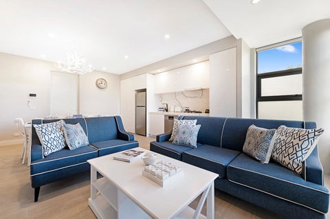 The Hamptons Apartments - St Kilda - Events Australia 5