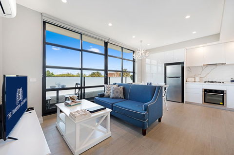 The Hamptons Apartments - St Kilda - Events Australia 39