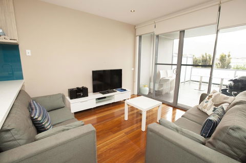7 Falls Apartments - Events Australia 12